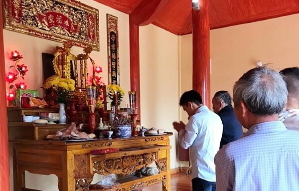 Những lưu ý khi đọc văn khấn gia tiên cần biết