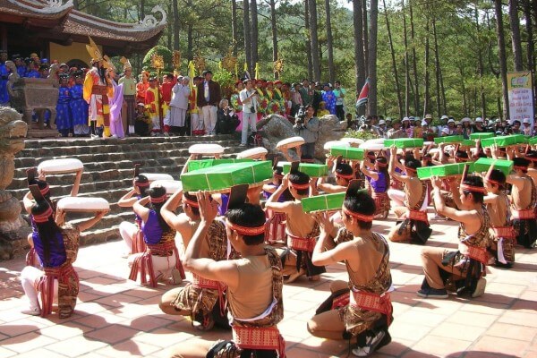 Tham khảo bài khấn giỗ tổ Hùng Vương