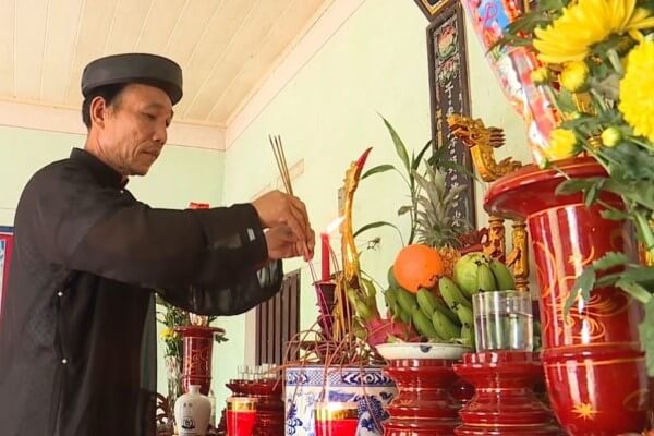 Bài văn khấn Giỗ tổ Hùng Vương tại nhà
