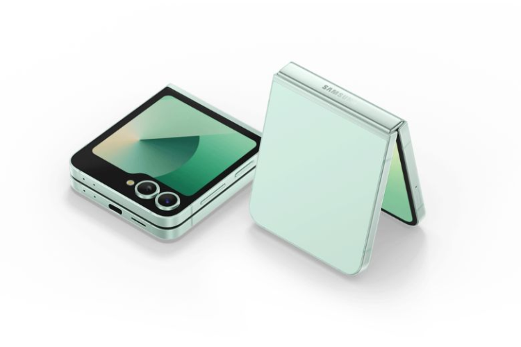 Galaxy Z Flip 7 xanh mint được rất nhiều người dùng yêu thích