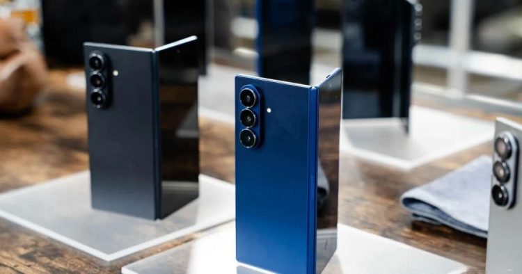 Bảng màu dự kiến của Samsung Galaxy Z Fold8 hướng đến các gam màu trầm