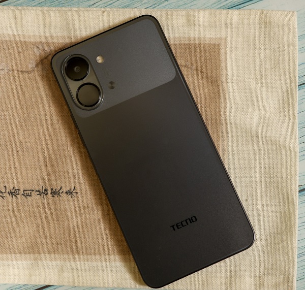 Ngoại hình chắc chắn, bền bỉ