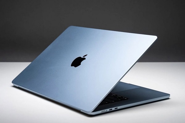 MacBook rất phù hợp với các sinh viên ngành xã hội, kinh tế, marketing, truyền thông, ngôn ngữ, báo chí