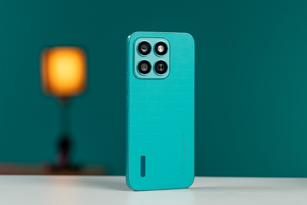 Thiết kế HONOR X8c