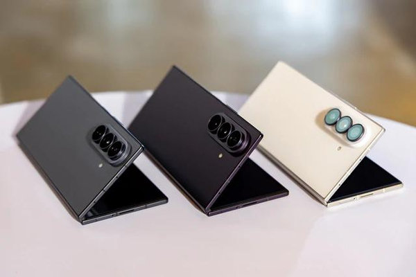 3 phiên bản màu sắc của Galaxy Z Fold8 Ultra
