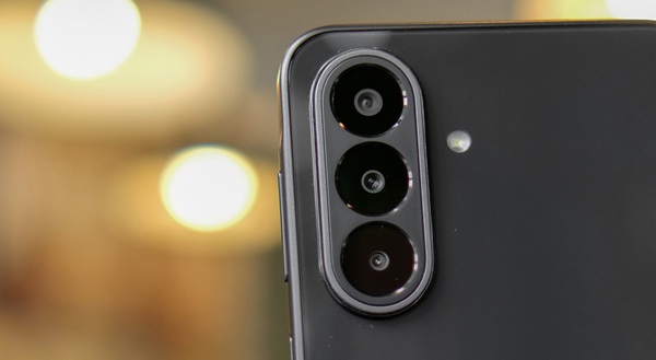 Samsung Galaxy A27 5G dù chỉ dùng camera 50MP nhưng thuật toán xử lý ảnh lại cực "đỉnh"