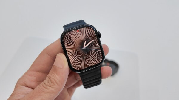 Apple Watch Series 10 màu đen