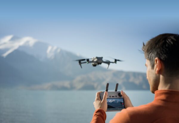 Bay flycam có cần xin phép không và quy định bay 2026?