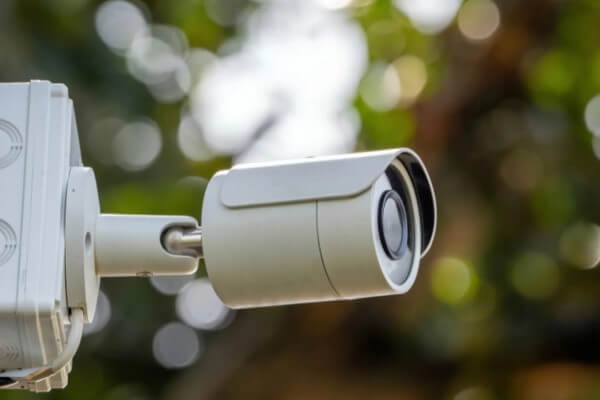 Camera Bullet dáng trụ dài giống viên đạn
