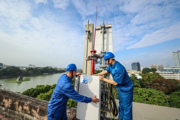 Nhà mạng Viettel tiên phong triển khai eSIM tại Việt Nam