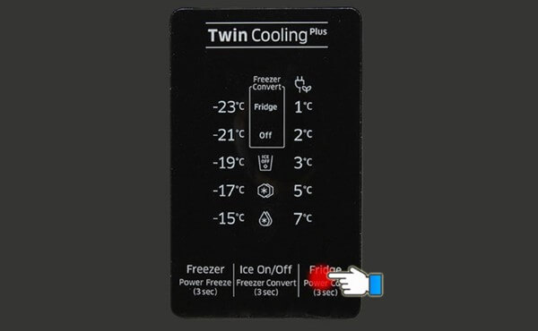 Nhấn nút Fridge để điều chỉnh nhiệt độ ngăn mát