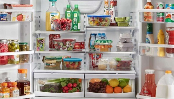 Lưu ý khi bảo quản thực phẩm để tủ không bị mùi hôi