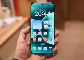 Rò rỉ cấu hình Xiaomi 18 Pro rò rỉ: Flagship nhỏ gọn với camera kép 200MP và pin 'khủng' 7.000mAh