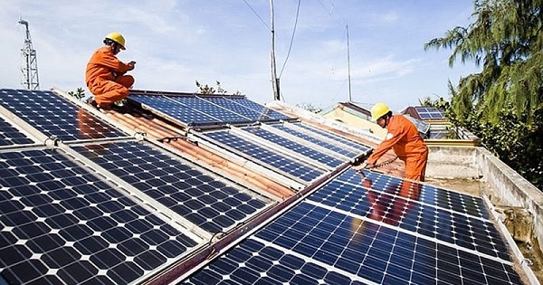 Có nên lắp pin năng lượng mặt trời không?