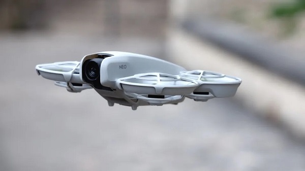 Đánh giá Flycam DJI Neo
