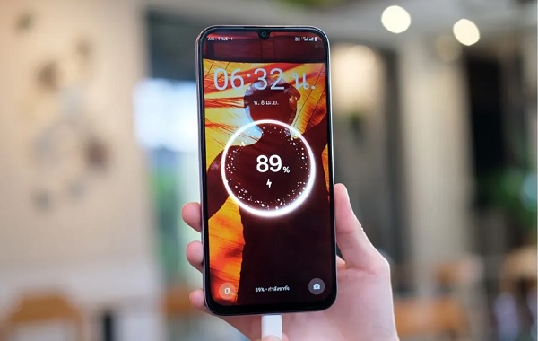 OPPO A6c sở hữu viên pin có dung lượng khổng lồ lên đến 7.000 mAh