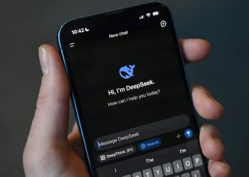 DeepSeek AI là gì? Hướng dẫn đăng ký, sử dụng DeepSeek AI chi tiết từ A-Z