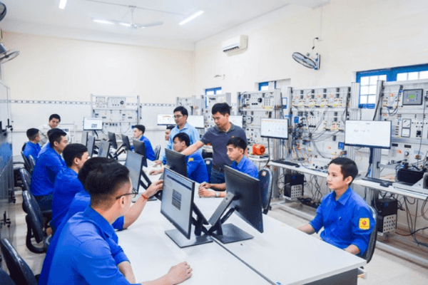 Đại học Quy Nhơn có mức điểm chuẩn 2025 tăng nhẹ