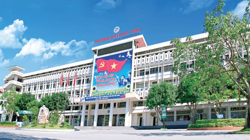 Đại học Vinh tọa lạc tại thành phố Vinh, tỉnh Nghệ An