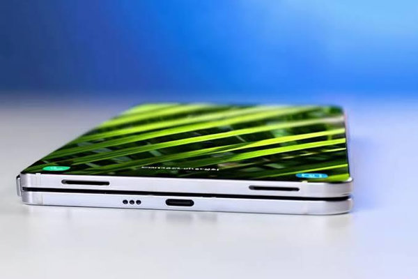 Galaxy Z Fold8 Ultra có độ mỏng dự kiến chỉ 4,1mm khi mở ra