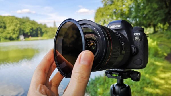 Tùy chỉnh filter màu và hiệu ứng nghệ thuật trên máy ảnh