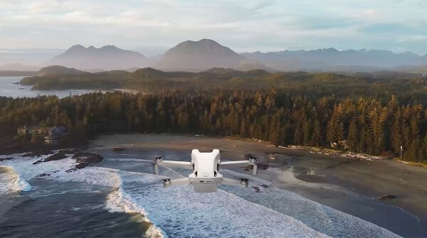 Nhiều mẫu flycam hỗ trợ quay video 4K, HDR và chụp ảnh độ phân giải cao