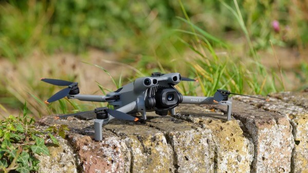 Những ưu điểm khi chọn dòng flycam DJI Mini