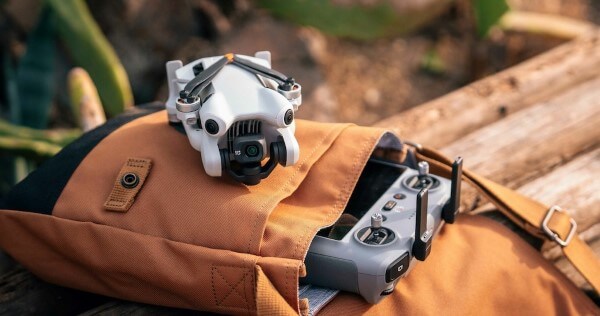 Dòng Flycam DJI Mini 4 Pro