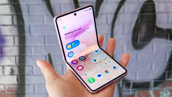 Galaxy Z Flip 8 đạt chuẩn kháng bụi và kháng nước IP48 ấn tượng