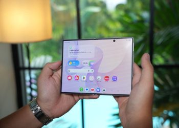 Galaxy Z Fold8 bản rộng gây sốt: Nhẹ kỷ lục 201g – Đổi cuộc chơi smartphone gập