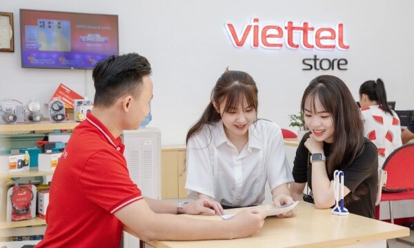 Chọn mua đồng hồ thông minh chính hãng tại Viettel Store
