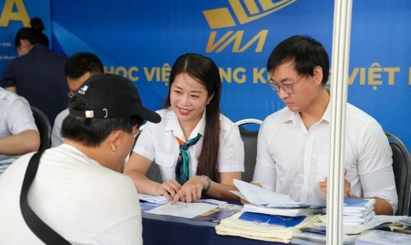 Học Viện Hàng Không Việt Nam năm 2025 tuyển sinh hàng nghìn chỉ tiêu