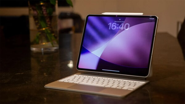 iPad Pro M5 2025 hỗ trợ Apple Pencil Pro và Magic Keyboard