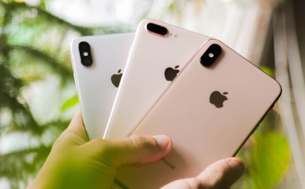 Những dòng iPhone cũ hơn iPhone XS không dùng được eSIM
