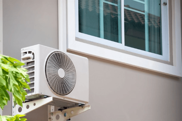 Kích thước dàn nóng ảnh hưởng đến vị trí đặt ngoài ban công