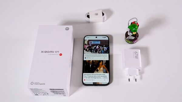 Viên pin 6.500 mAh cùng công nghệ sạc nhanh HyperCharge 67W