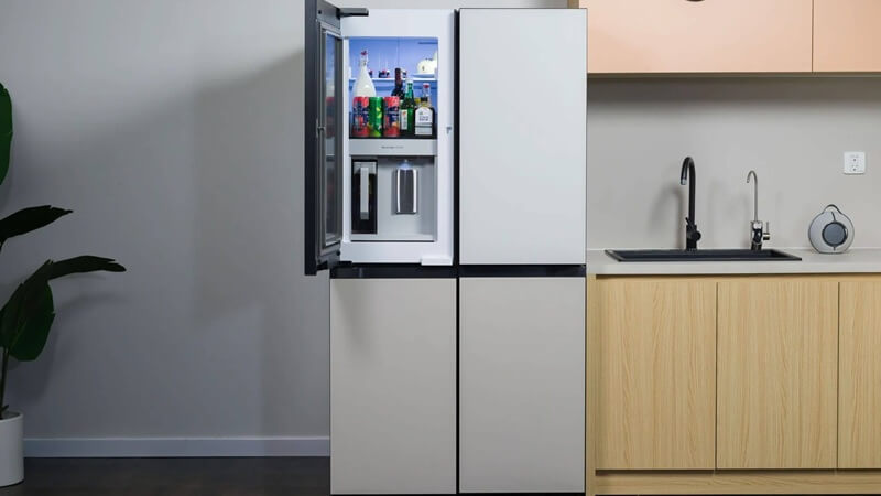 Tủ lạnh Samsung thiết kế sang trọng và tích hợp công nghệ hiện đại
