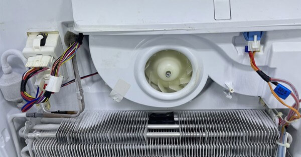 Nguyên nhân khiến quạt gió tủ lạnh chạy liên tục