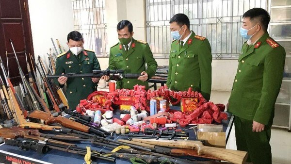 Quy định về xử phạt hành chính và hình sự liên quan đến pháo hoa