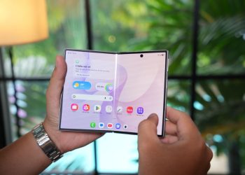 Samsung Galaxy Z Fold8 chính thức ra mắt: Dòng gập thân rộng đầu tiên có gì đặc biệt?
