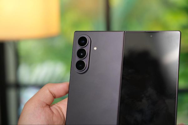 Galaxy Z Fold8 Ultra sở hữu camera chính 200MP và tele zoom quang 3x