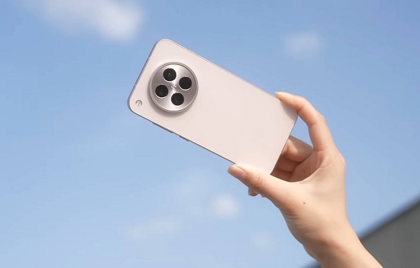 Thiết kế của OPPO Find X8s