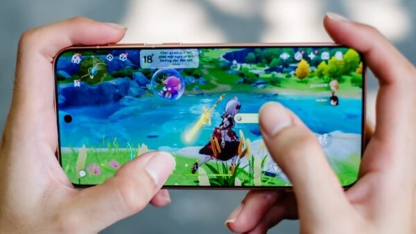 iPhone 17 tích hợp Apple Intelligence với các tính năng AI thông minh