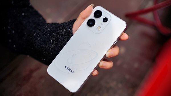 OPPO Reno16 F 5G