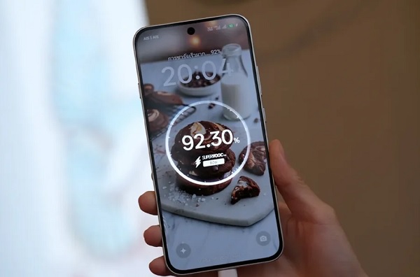 OPPO Reno16 F 5G tạo nên cột mốc mới với viên pin 7.000mAh