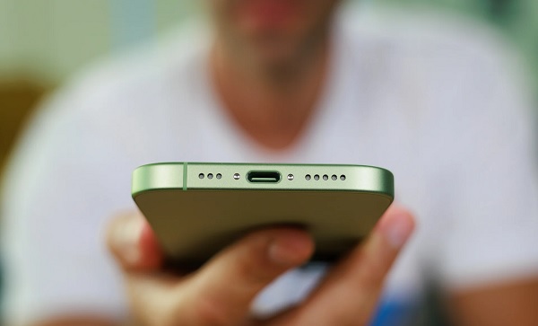 iPhone 17 sở hữu viên pin khoảng 3.692 mAh