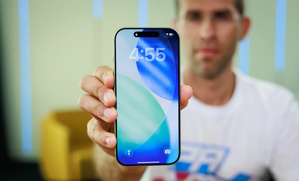iPhone 17 được trang bị màn hình LTPO Super Retina XDR OLED 6.3 inch