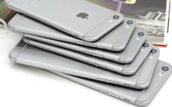 Tại sao iPhone không có khe cắm thẻ nhớ?