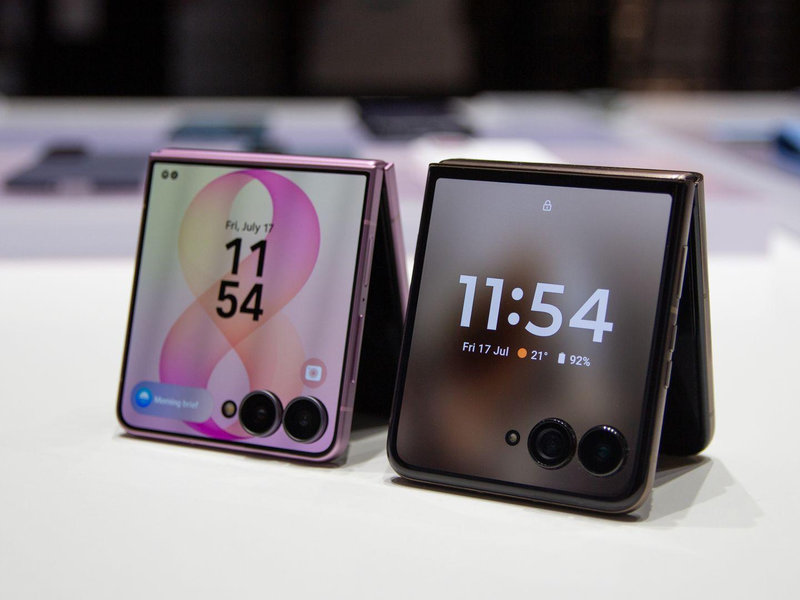 Thiết kế thời trang của Galaxy Z Flip 8 