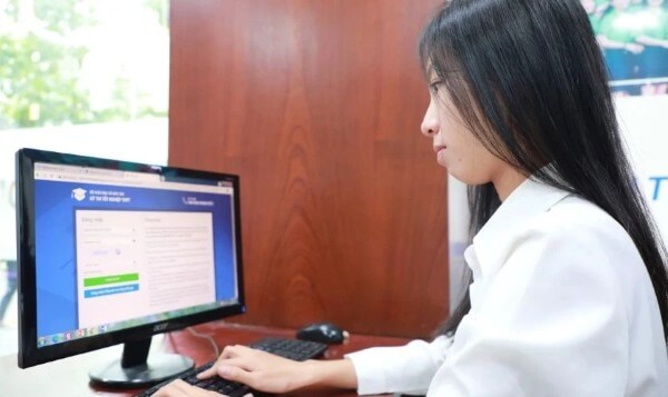 Thí sinh trúng tuyển đợt 1 xác nhận nhập học trực tuyến trước 17h ngày 21/8/2026
